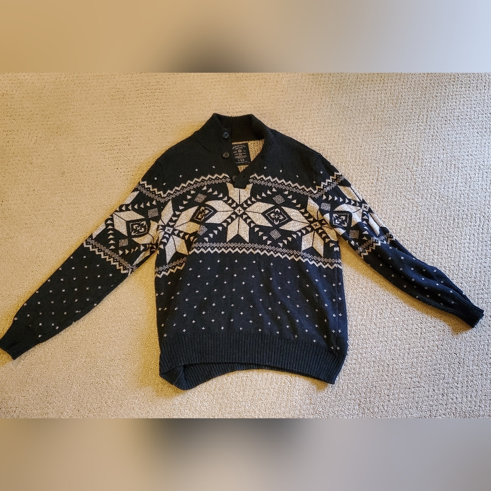 American Eagle sweater